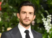 Starul din „Bridgerton”, Jonathan Bailey, va juca alături de Matt Bomer într-un nou serial. Ce se știe până acum