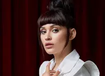 De ce evită Irina Rimes să publice imagini cu ea în costum de baie. Motivul pentru care se ferește să stea la plajă