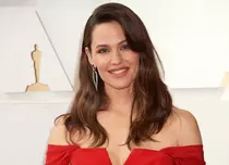 Ce făcea Jennifer Garner în timp ce Ben Affleck se căsătorea cu Jennifer Lopez în Las Vegas. Cum a fost surprinsă actrița