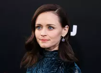 Cu ce se ocupă Alexis Bledel de când s-a retras din lumina reflectoarelor. Ce spune despre o întoarcere în „Povestea slujitoarei” 
