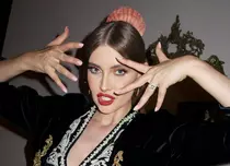 Iulia Albu șochează din nou. Creatoarea de modă a adoptat un animal de companie neobișnuit. Cum arată și ce nume poartă cel mai nou membru al familiei
