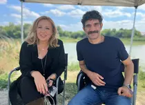 Actorul Cuzin Toma, despre viaţă şi lucruri serioase, la „Reţeaua de Idoli”: „Mi-am dorit întotdeauna ca oamenii pe lângă care trăiesc să fie fericiţi”