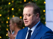 Brendan Fraser a renăscut din propria cenușă. Cum și-a revenit din depresia severă actorul despre care se spune că e pe lista de Oscar