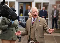 De ce va fi Charles al III-lea unul dintre cei mai excentrici suverani britanici. Ce tabieturi bizare are monarhul