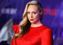 Gwendoline Christie, detalii surprinzătoare despre rolul ei din „Wednesday”. „E prima dată când m-am simțit frumoasă pe ecran”