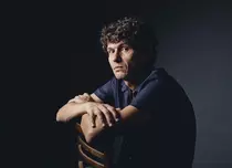 Ce ne-a povestit Iulian Postelnicu, protagonistul filmului „Oameni de treabă”, o poveste la care chiar nu vă așteptați. INTERVIU