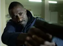 Filme la TV azi, 7 martie: „Atac de Ziua Naţională”, „Campionii”, „Nu e vreme de murit”, „Întuneric total”