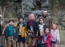 Serialul pentru copii „Călătorie spre centrul Pământului” e disponibil la Disney Plus. Din distribuție face parte și Margarita Rosa de Francisco. EXCLUSIV