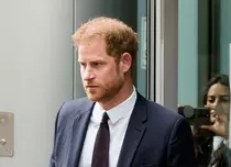 Prințul Harry și lupta cu oglinda din Los Angeles. «Crezi că arăt bine?» – întrebarea care bântuie căsnicia ducilor de Sussex