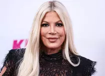 Tori Spelling și-a uimit fanii. Motivul pentru care actrița refuză să bea apă