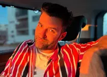Smiley, pregătit să dea replici ferme la „Vocea României”. „E mereu ca un film de acțiune”. EXCLUSIV