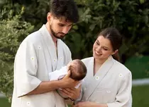 Theo Rose și Anghel Damian, vacanță de vis în Dubai. Noi imagini adorabile cu fiul de șapte luni al artistei