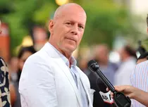 Bruce Willis, poză emoționantă alături de fiica sa, de Ziua Recunoștinței. Gestul surprins în imagini