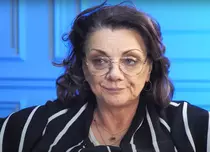 Cum arată casa de la țară a lui Carmen Tănase. De ce a renunțat la București și a început o viață nouă lângă Târgoviște