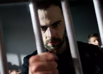 Clanul, când este difuzat ultimul episod din sezonul 3, la Pro TV