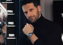 Adrian Nartea, tras la răspundere de fiica cea mare. Mara a vrut să știe de ce se săruta cu alte femei în „Vlad”. „Soția mea este călită”