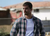 Berk Atan a respectat reguli stricte pentru rolul din „Poveste din Anatolia”. Cum a reușit să slăbească 15 kilograme