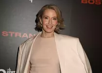 Carrie Coon va juca în sezonul al treilea din „Lotusul alb”. Ce se știe despre noile episoade