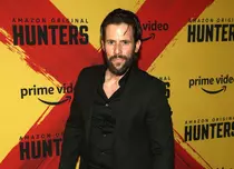 Christian Oliver a murit. Actorul din „Salvați de clopoțel” s-a stins din viață împreună cu fiicele sale în urma prăbuşirii unui avion în Caraibe