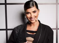 Alina Pușcaș, dezvăluiri despre sezonul 20 Te cunosc de undeva!. „Juniorii mei încă nu prea înţeleg ei de ce bărbaţii îşi pun peruci”. EXCLUSIV