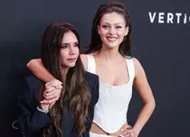 Nicola Peltz, cuvinte de laudă pentru soacra ei: „E genială!”. Ce replică a avut Victoria Beckham