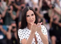 Demi Moore s-a îndoit de calitățile sale de actriță. Detalii despre cea mai neagră perioadă a vieții ei