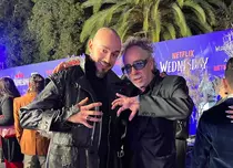 Victor Dorobanțu, detalii din culisele serialului „Wednesday”, sezonul 2. Cum s-a înțeles cu Jenna Ortega și Catherine Zeta-Jones