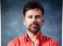 Florin Ristei, dat de gol în podcastul lui Speak! Ce nu mai are voie să facă artistul din cauza noii iubite: „N-am voie!”