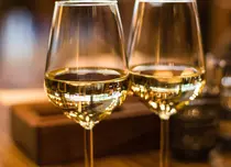Cele mai cunoscute tipuri de vin de pe piață - tot ce trebuie să știi despre ele și regiunea de unde provin