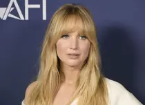 Jennifer Lawrence a născut pentru a doua oară. Cum s-a schimbat viața actriței după ce a devenit mamă