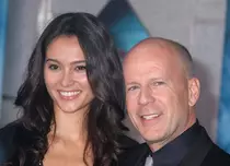 Bruce Willis, prima apariție publică după ce a fost diagnosticat cu demență. Imaginile emoționante publicate de soția lui, Emma Heming