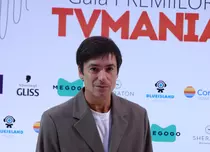 Ce a făcut Radu Vâlcan după ce a obținut un trofeu la Gala Premiilor TV Mania. Adela Popescu l-a dat de gol