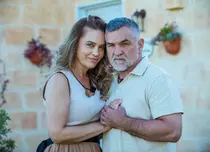 Monica Doroftei a împlinit 50 de ani. Ce surprize i-au pregătit cei dragi. Imagini de la petrecere