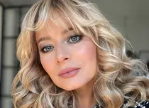 Laura Cosoi, imagini superbe din vacanță. Cum arată actrița în costum de baie după patru sarcini
