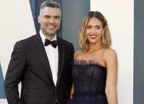 Jessica Alba și Cash Warren divorțează după 16 ani de mariaj. Actrița a vorbit adesea despre problemele din cuplu