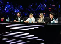 Cine este Elizabeth, tânăra virală de pe TikTok care vine la X Factor. Legătura ei cu Delia: „Am zis că mai bine vin ca să vorbim!”