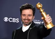 Sebastian Stan a câștigat Globul de Aur pentru rolul din „A Different Man”. Actorul român de la Hollywood a ținut un discurs impresionant
