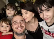 Șerban Copoț a împlinit 44 de ani. Imagini de la petrecere: „Parcă nu îmi vine așa rău părul alb”