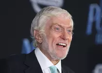 Legenda care nu obosește: Dick Van Dyke împlinește 100 de ani și încă uimește. Care este secretul tinereții veșnice