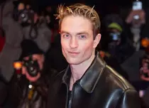 Robert Pattinson, de nerecunoscut! Actorul și-a decolorat sprâncenele pentru noul rol din Dune. Cum arată în pielea personajului Scytale