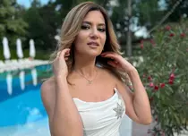 Secretul Amaliei Enache pentru o formă de invidiat: „Mi-am găsit locul și omul!” Ce sport face vedeta. Imagini de la sala de sport