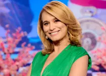 Andreea Esca și-a surprins fanii. Prezentatoarea Pro TV s-a fotografiat în costum de baie: „Ne place la mare, la soare, la dans!”