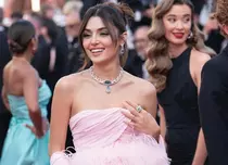 Cum a arătat Hande Erçel la Festivalul de la Cannes. A întors toate privirile pe covorul roșu, la premiera „Mission: Impossible – The Final Reckoning”