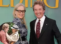 Meryl Streep și Martin Short, surprinși în timp ce se sărutau pe platourile de filmare. Imaginile care au stârnit reacții