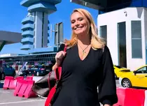 De ce Andreea Esca e tot mai prezentă în online. „Mi-au dat bani și m-au convins”