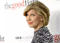 Christine Baranski are o iubită cu 47 de ani mai tânără. Cine este King Princess, cea care a cucerit-o. „Abia aștept deceniile care urmează”