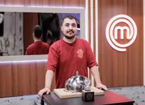 Cine este Petre Catană. Fostul semifinalist MasterChef revine ca personaj-cheie în sezonul 10. Ce rol va avea