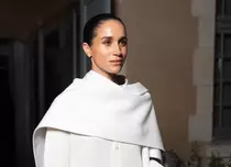 Meghan Markle a furat toate privirile la Săptămâna Modei de la Paris. Prințul Harry nu a însoțit-o