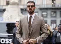 Michele Morrone, surprins la Milano alături de o blondă superbă: actorul din „365 de zile” stârnește speculații
