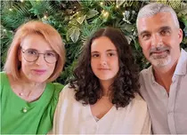 Monica Davidescu, mesaj emoționant pentru Dora. Fiica ei și a lui Aurelian Temișan a împlinit 15 ani